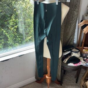 Savage X Fenty dark green leggings, no flaws.  Size extra small
